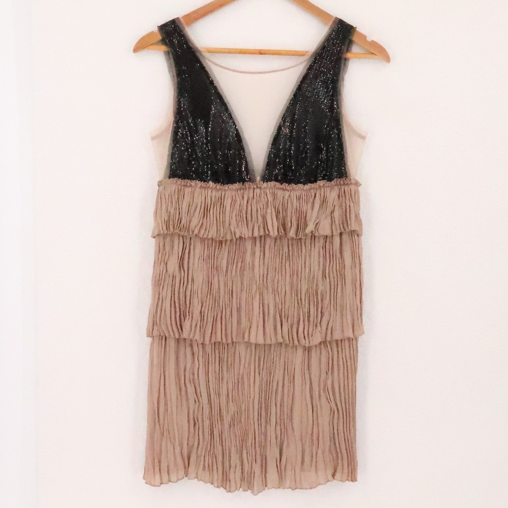 BCBGMAXAZRIA Averil Flapper Dress Size XXS Black Sequin Tiered Pleated Illussion